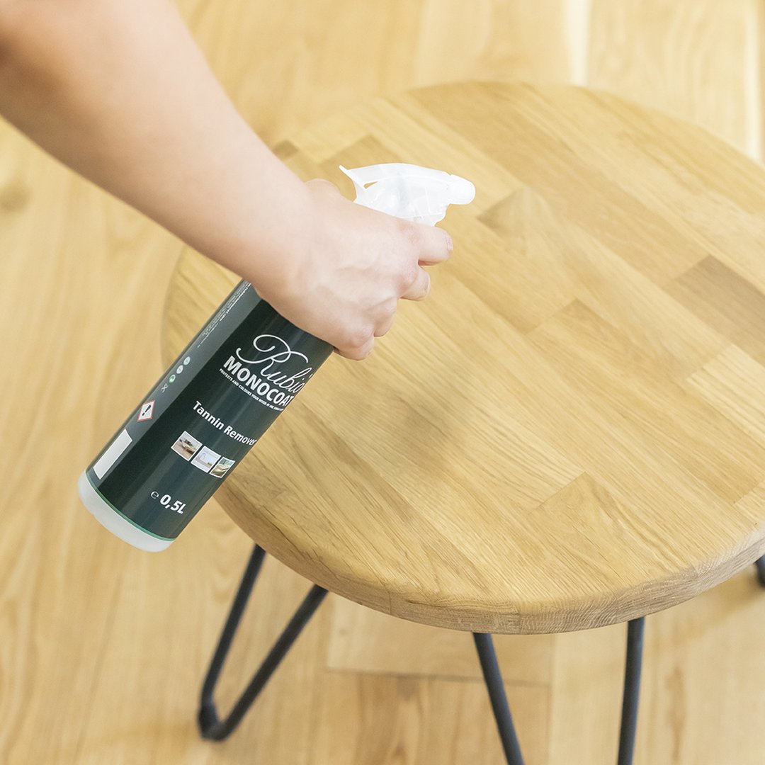 Gebruik Rubio Monocoat Tannin Remover Looizuurvlekken